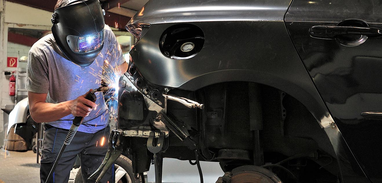 Platteville Auto Body Shop, Collision Repair and Auto Body Repair